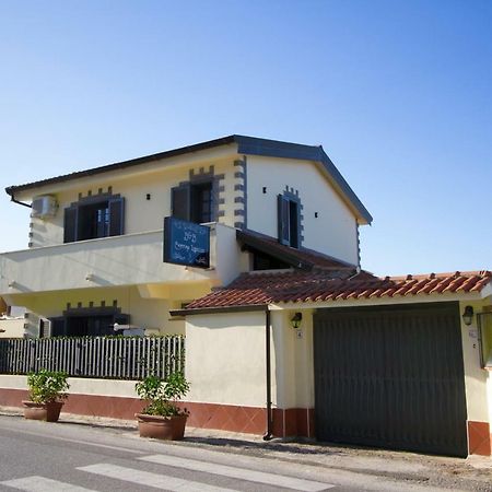 Guest House Capitan Libeccio Tropea Bagian luar foto