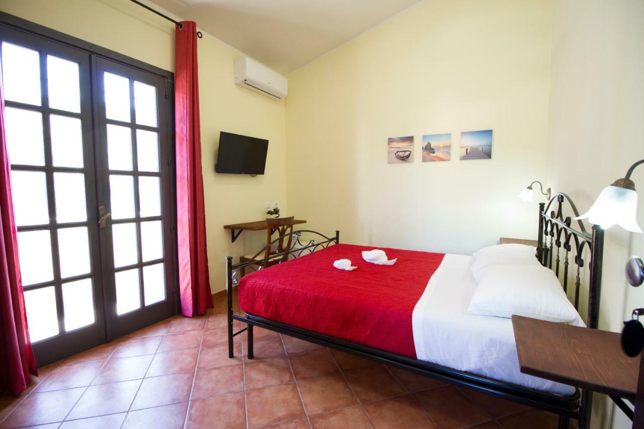 Guest House Capitan Libeccio Tropea Bagian luar foto